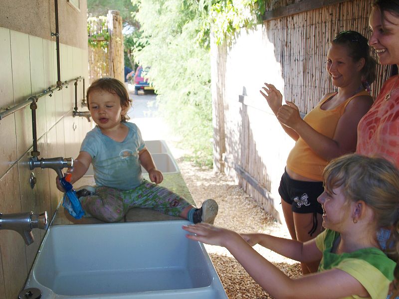 img00028.jpg